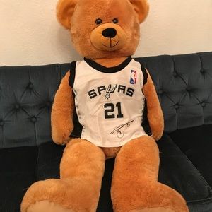 NBA Spurs # 21 4-foot Duncan huggable awesome bear (OLCC)